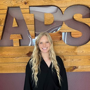 Photo of Courtney Dovey (Griffin)