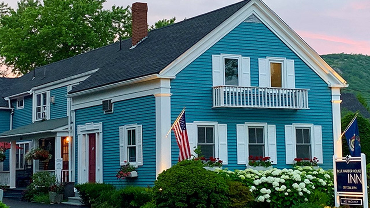 Blue Harbor House Inn