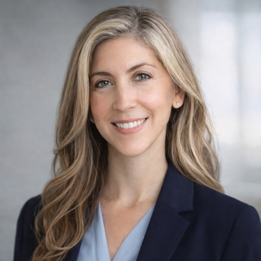 Jen Piccotti Headshot