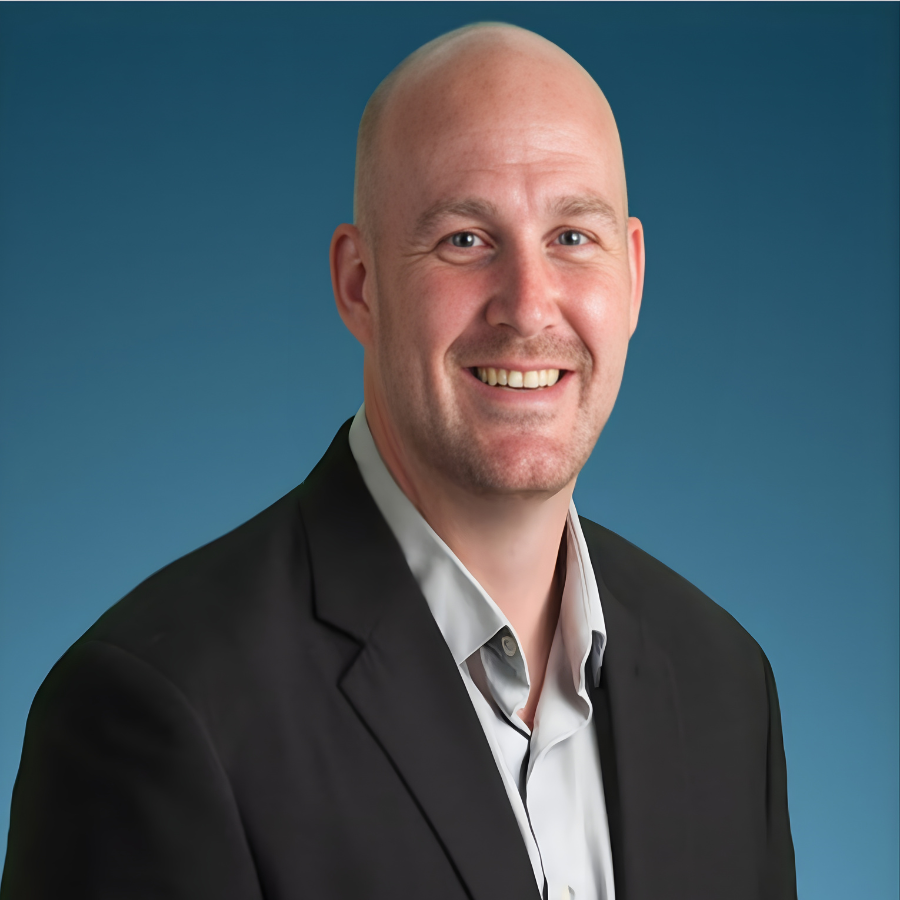 Zach Howell Headshot