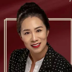 Photo of Fiona Tan