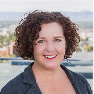 Photo of Lisa Bruening