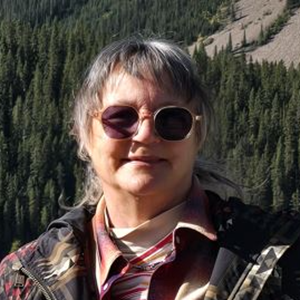 Photo of Helen Scholom