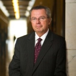 Lyle Dennis