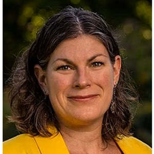 Photo of Sandra Gray
