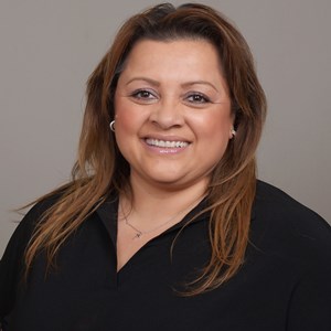 Photo of Ana Gonzalez