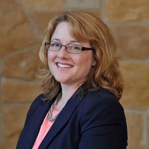 Photo of Kim Fernandez