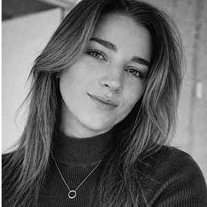 Photo of Ashley Hicks