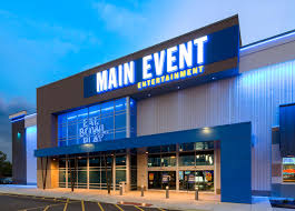 IREM Young Professionals Happy Hour at Main Event