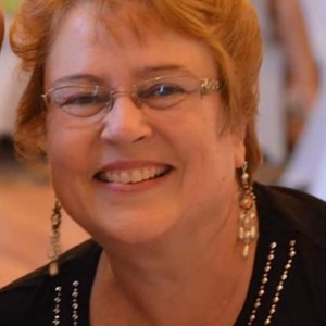 Photo of Elizabeth Raper