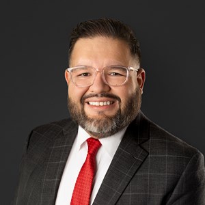 Luis Olivas