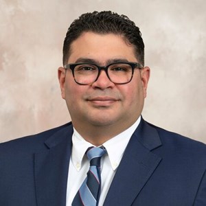 Photo of Ernesto Badui Cantisano MD