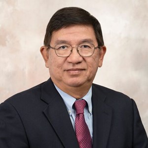 Photo of Raymundo Caparros MD