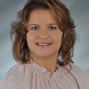 Photo of Elizabeth Cosmai MD