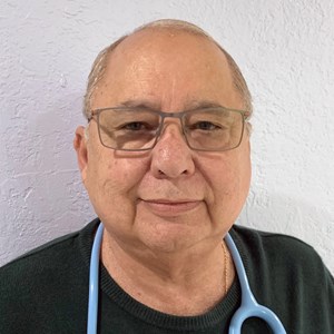 Photo of Arnaldo De La Vega MD