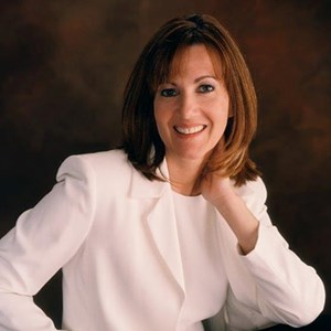 Photo of Lori Golosow MD