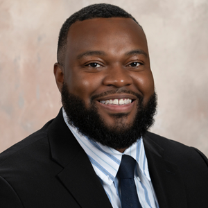 Photo of Dontreyl Holsey DO