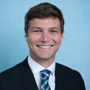 Photo of Ian Debus MD