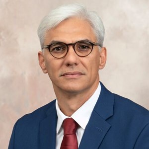 Photo of Alexander Lastra Cabeza MD