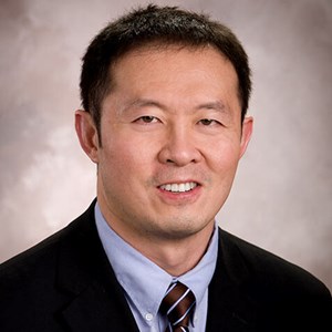 Photo of Dean Lin MD