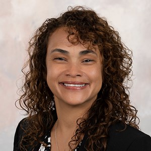 Photo of Laura Pineiro MD