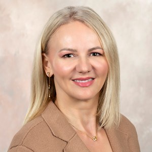 Photo of Cosmina Popa MD