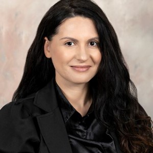 Photo of Iva Shkurti MD