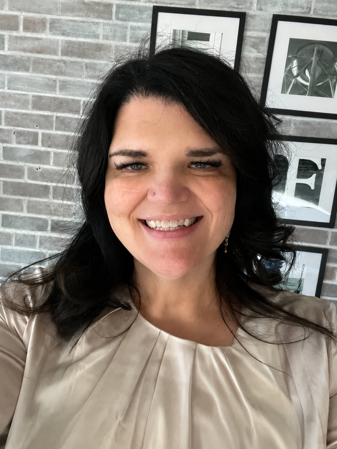 Brenda Lewis Photo