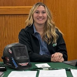 Photo of Hannah Gill