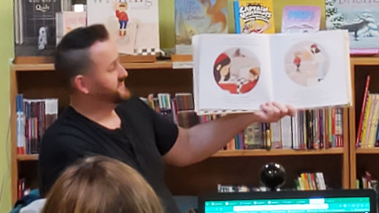 Jonathan Hillman Reading