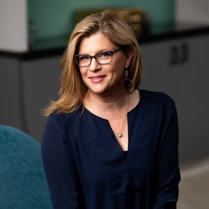 Photo of Lynne Labott