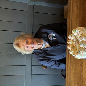 Photo of Deb M. Henton