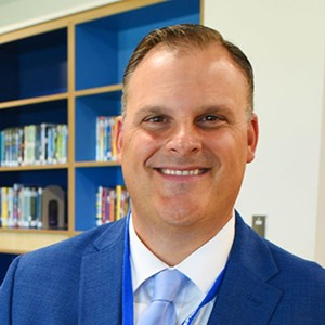 Dr. Jeffery P Ridlehoover