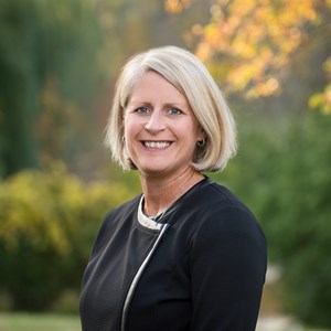 Dr. Jenny L Loeck