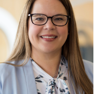 Dr. Megan L Rogholt