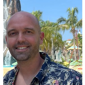 Photo of Tim Cummins