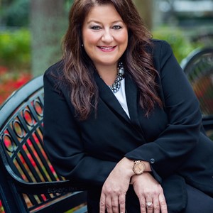 Photo of Beth Rose