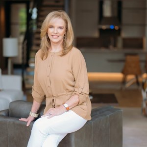 Photo of Deborah Stevenson