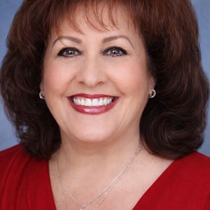 Photo of Laura Lee Dietz