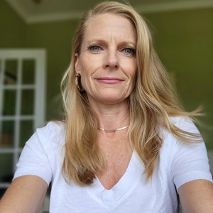 Elizabeth Madden