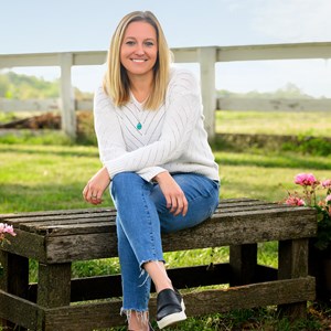 Photo of Angela Heim