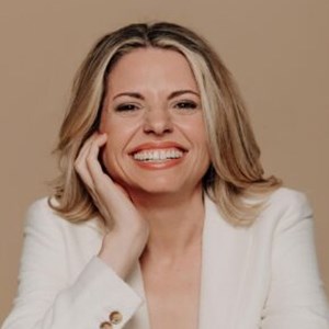 Photo of Lindsey Johnson