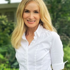 Photo of Veronica Hill