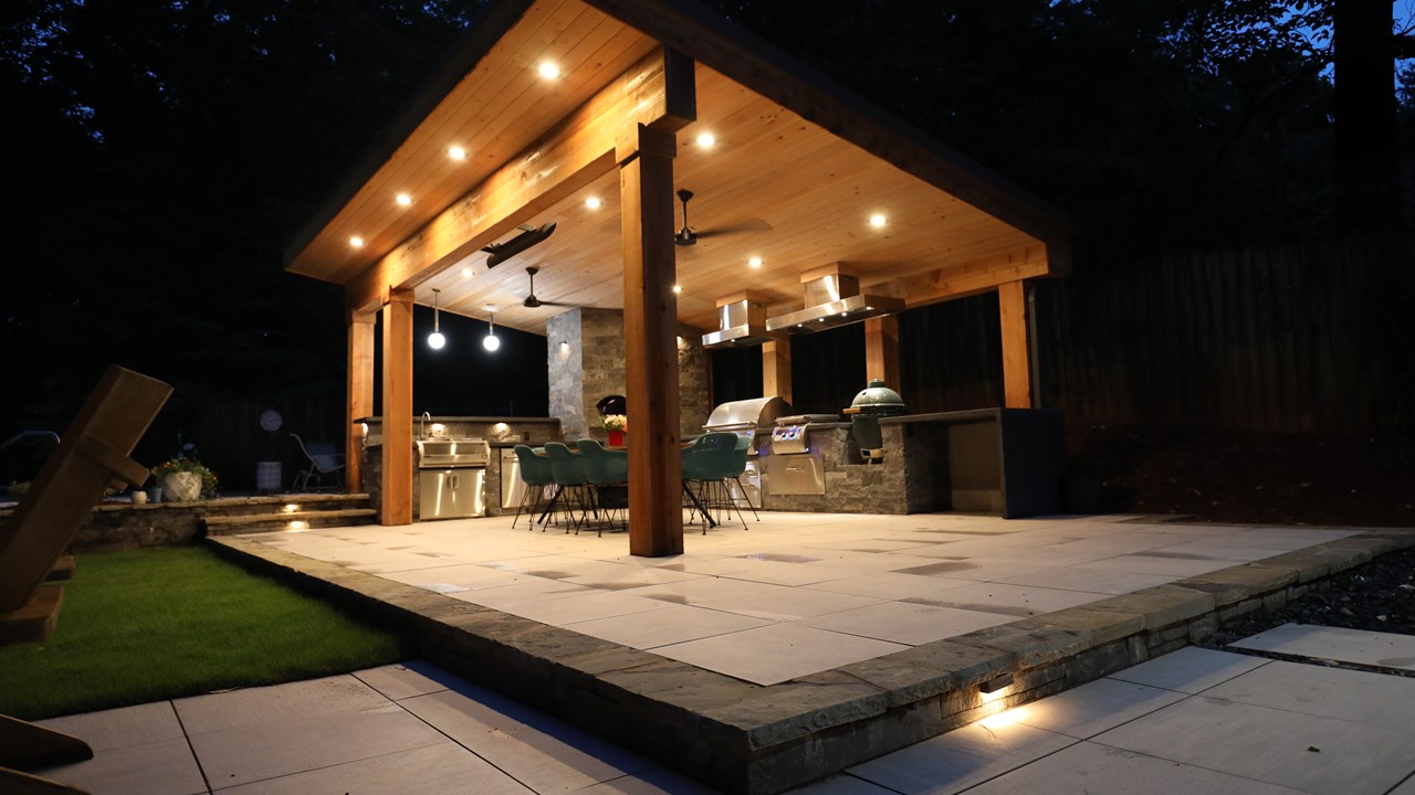 Outdoor Kitchen and Lighting