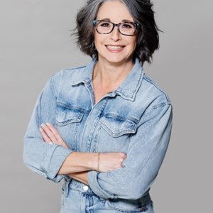 Jennifer Looney