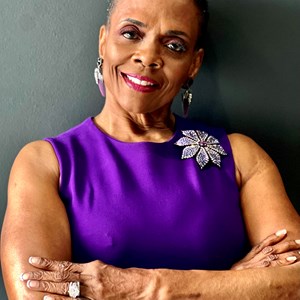 Photo of Stephanie Harvey