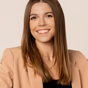 Photo of Annika Robb