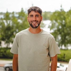 Photo of Tom Gomes