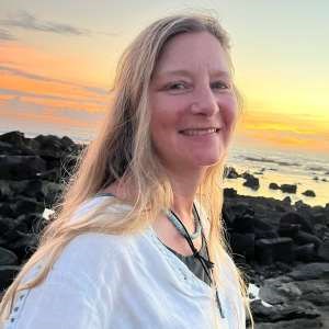 Photo of Andrea Weiser