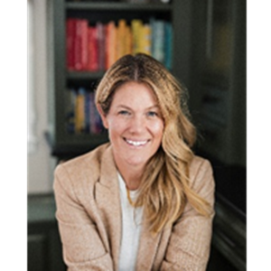 Photo of Elizabeth Cook